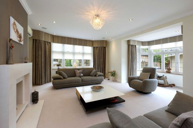 Wych,, Vicarage Way, Buckinghamshire photo 4