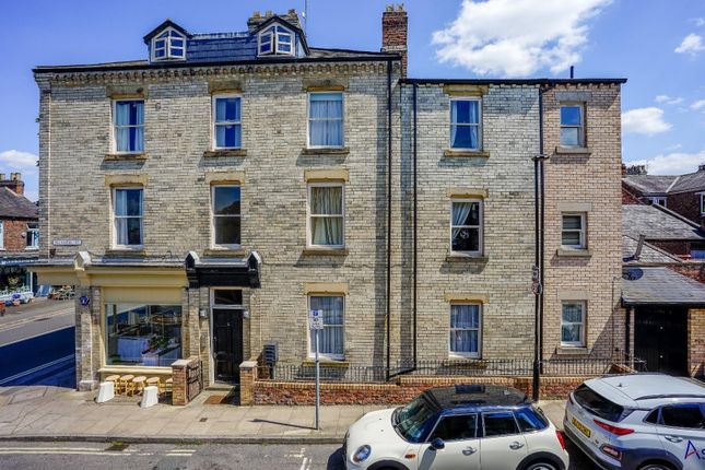 Flat to rent in Nunmill Street, York