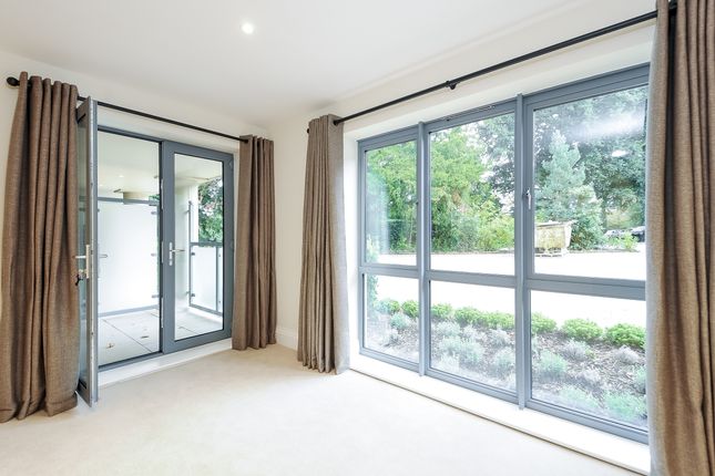 Humphris Place, Cheltenham photo 2