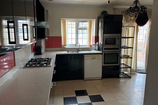 65, Trinity Road, Southall photo 5