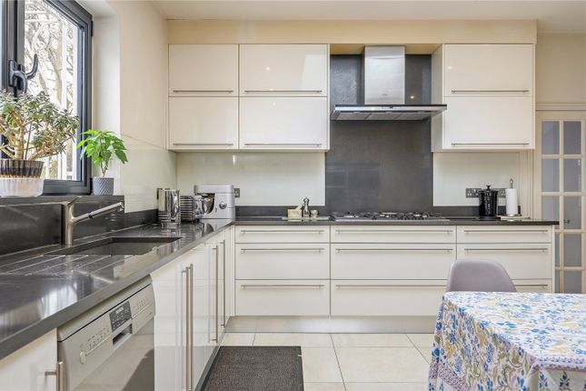 58, Northchurch Road, London photo 3