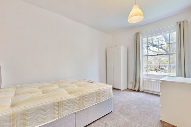 Thumbnail Room to rent in St. Marys Square, Ealing
