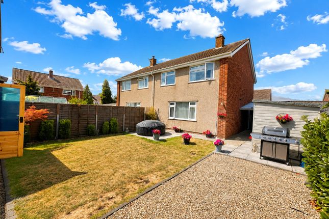 4, Willow Close, Highbridge photo 2