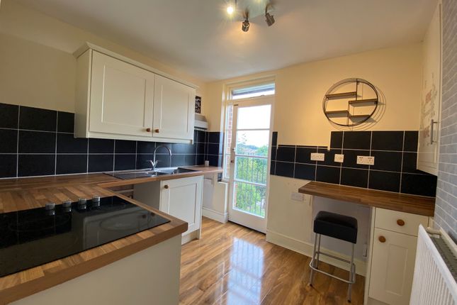 Flat to rent in Mill Road, Eastbourne