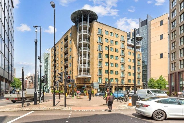 Flat 74, Londinium Tower, 87, Mansell Street, London photo 2