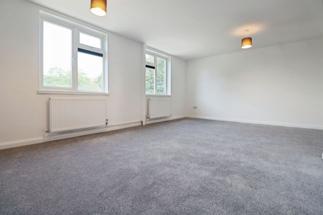 753a, Beechley Drive, Cardiff photo 3