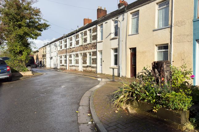 4-bed terraced on 12, Bedford Street, Cardiff, £2,100/mo