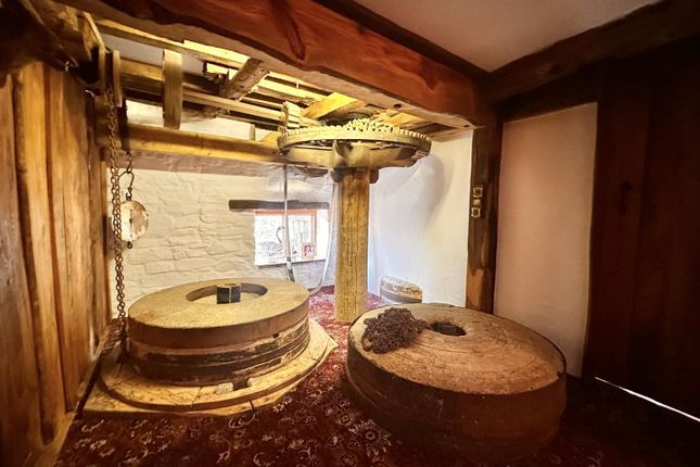 Manor Mill, Mill Head, Tiverton photo 3