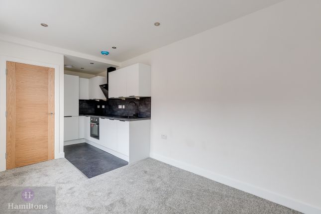 30, Firs Lane, Leigh photo 4