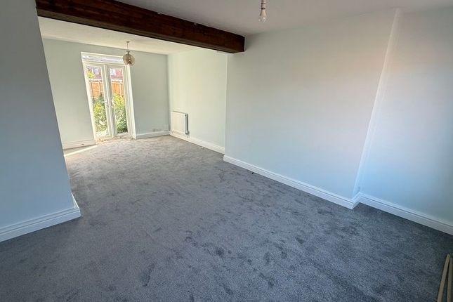 17, Anzio Crescent, Lincoln photo 3