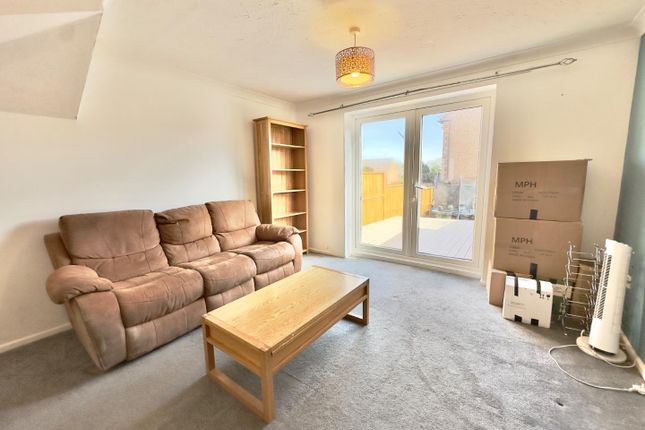 28,, Mohune Way, Weymouth photo 2