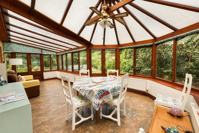 Chestnuts, 5 Manor Court, Brixham photo 4
