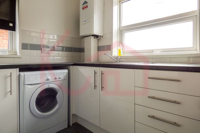 171a Newland Avenue, Hull photo 2