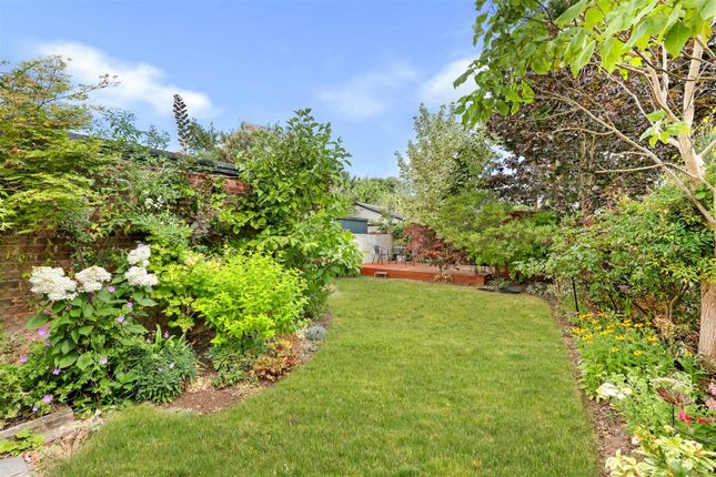 6, Wood Mead, Epping photo 4