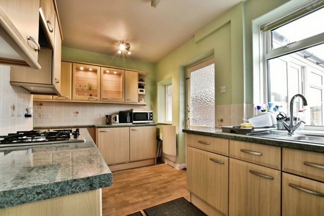 28, Beresford Road, High Peak photo 3