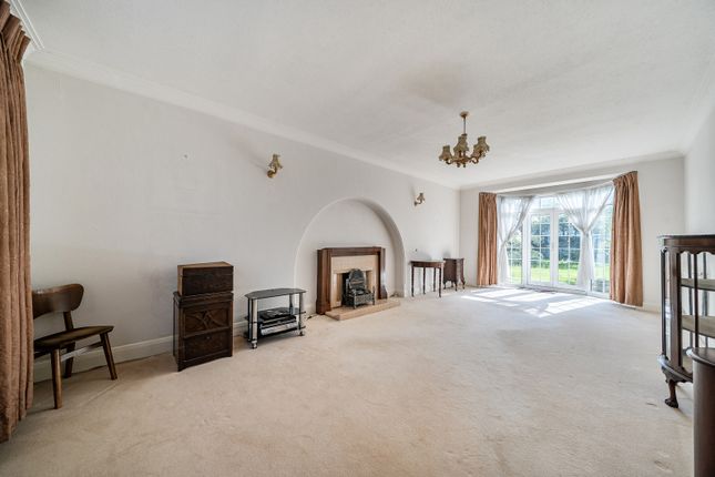 St. Benets, 11, Northfield Avenue, Pinner photo 2