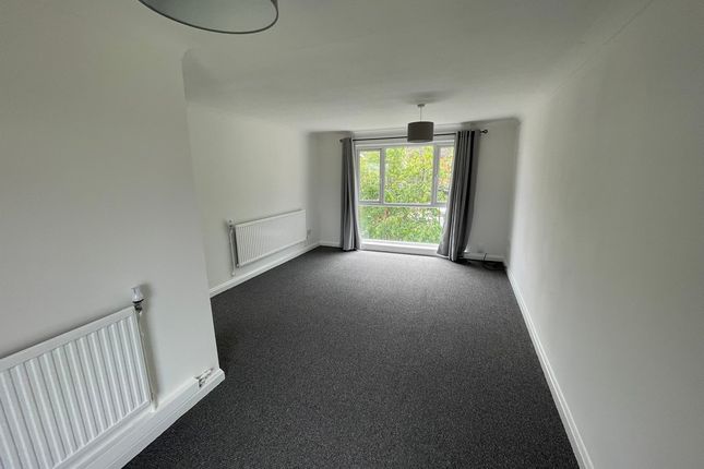 Thumbnail Flat to rent in Longley Hall Grove, Sheffield