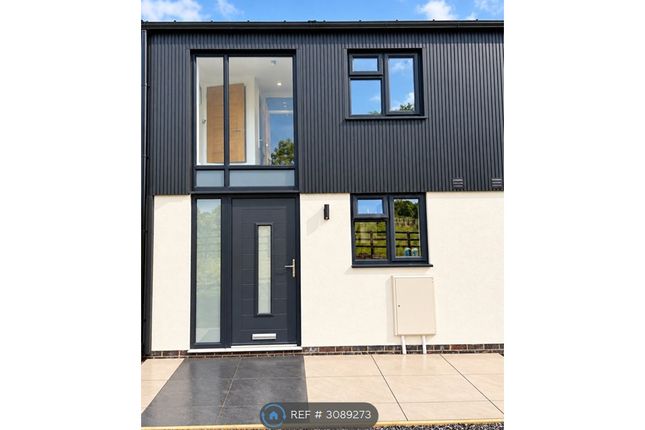 Lenchwick  Lane, Evesham photo 4