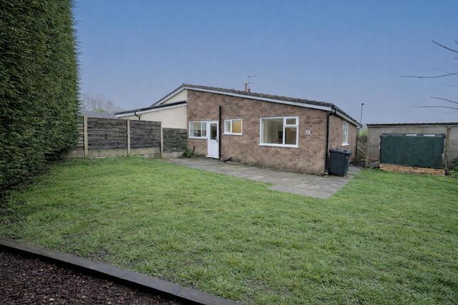 14, Shepherds Close, Bury photo 4