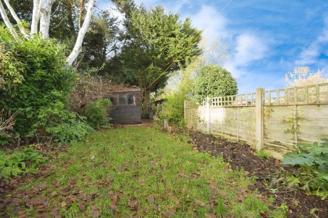 44, New Road, Chesterfield photo 4