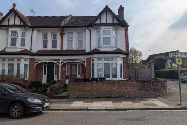 Studio flat on 57, Sylvester Road, London, £825,000