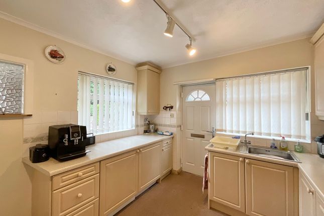 43 Nessina Grove, Crewe photo 3