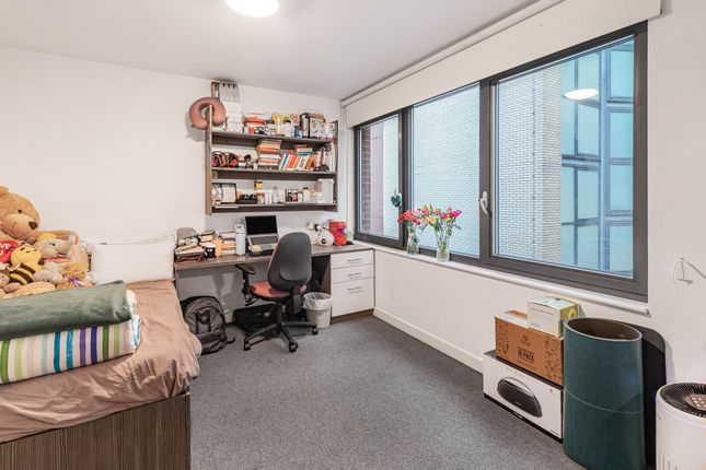 Apt 109, Pearl Works, Sheffield photo 4