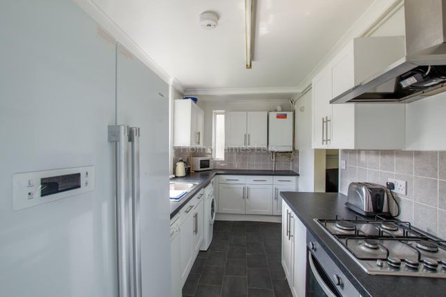 End terrace house to rent in Barcombe Road, Brighton