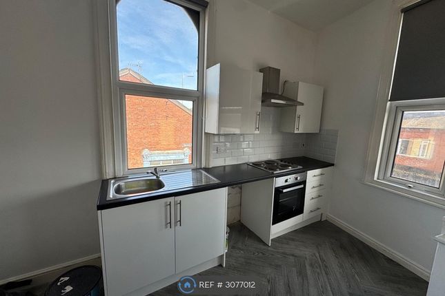 Featherstone, Pontefract photo 2
