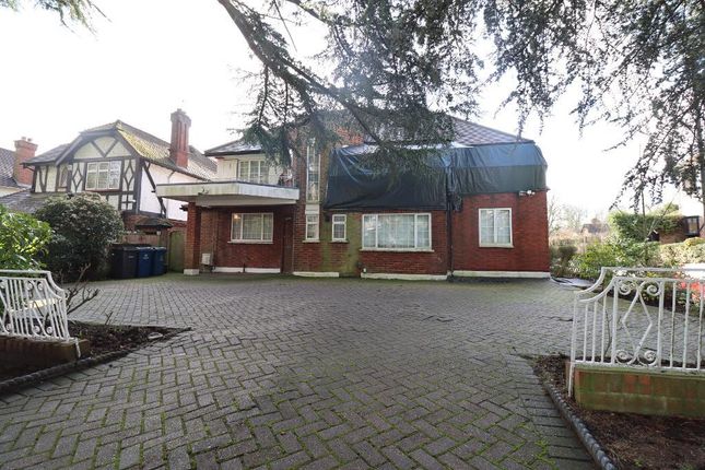 6-bed house on 41, Canons Drive, Edgware, £999,950