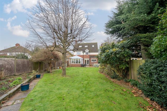 Property for sale in Newnham Avenue, Bedford