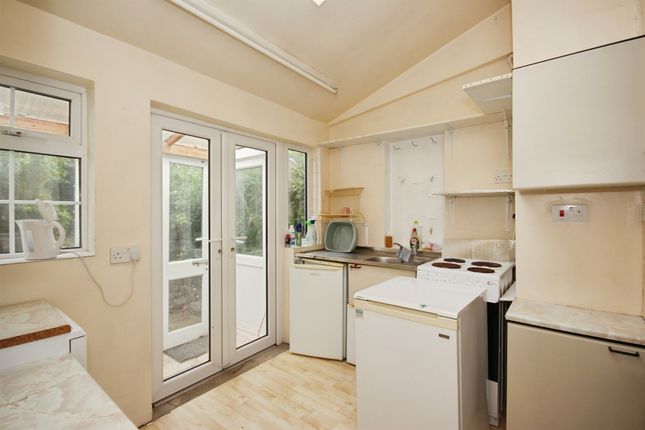 30, Westlea Road, LEAMINGTON SPA photo 4