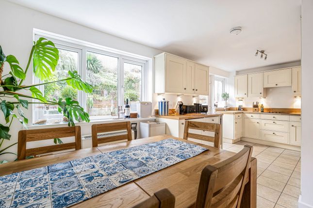 8, Dodbrooke Court, Kingsbridge photo 4