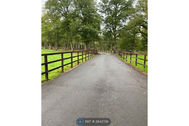 Private Estate Drive
