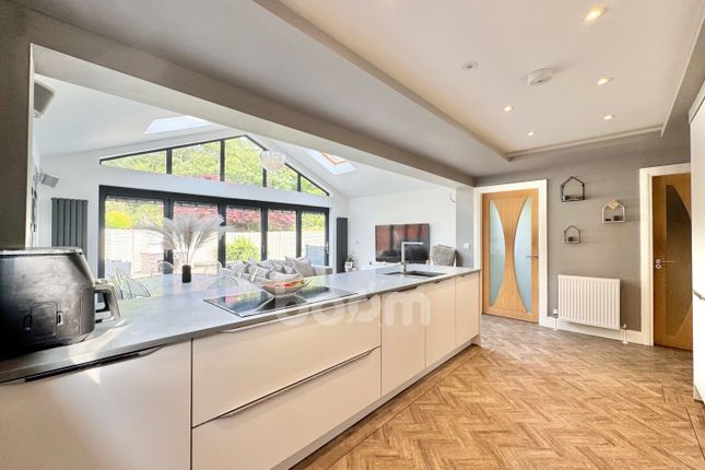 16, Greenlees Court, Dalry photo 2