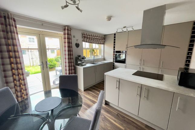 5, Oak Park Terrace, Leeds photo 5