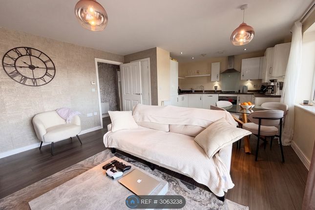 Flat, Cicero Crescent Fairfields, Milton Keynes photo 3