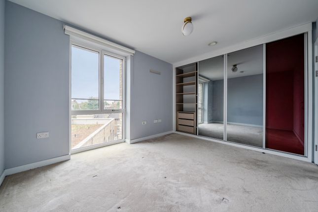 Flat 401, Henderson Apartments, 58, Rodney Road, London photo 4