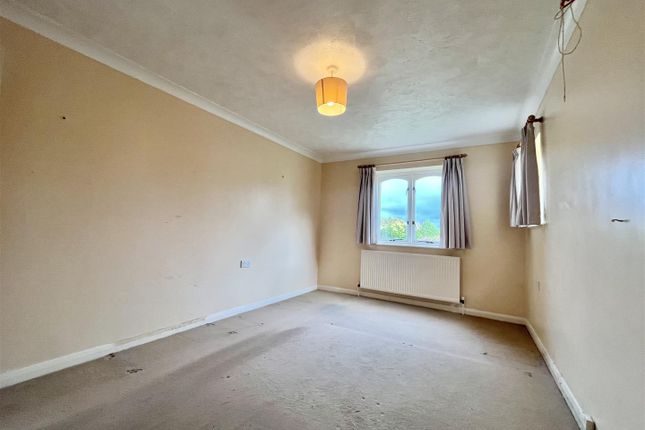 Flat 2, Shepherds Court, Shepherds Way, Fairlight photo 4