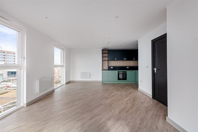 Flat for sale in Eden Grove, Staines