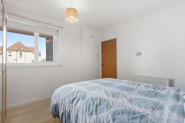 3 Bankside Avenue, Johnstone photo 4