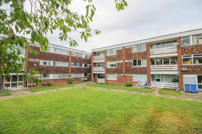 Thumbnail Flat for sale in Priory Court, Harlow