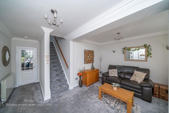 10, Len Davis Road, Willenhall photo 4