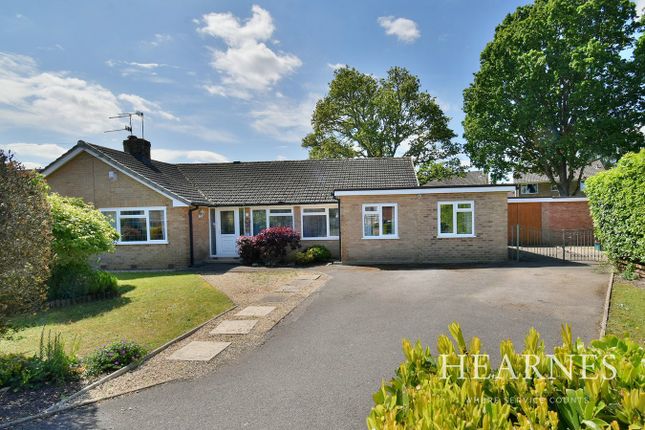 4-bed house on 11, Heath Farm Close, Ferndown, £525,000