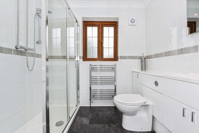 3A,, Albert Close, Essex photo 4