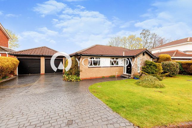 Moss Crescent, Ryton NE40, 2 bedroom bungalow for sale - 64392303 ...