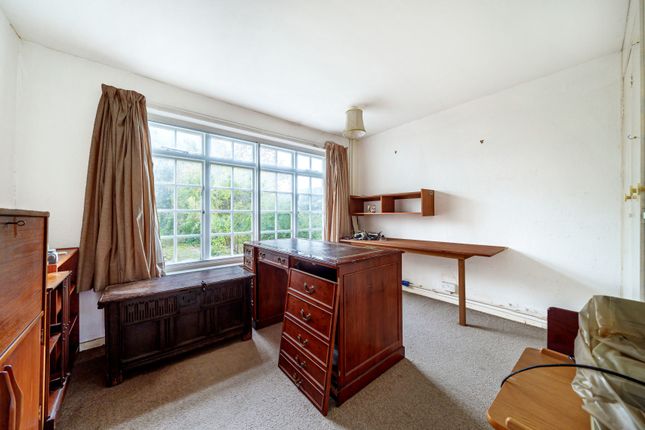 End terrace house for sale in Stangate Road, Birling, West Malling, Kent