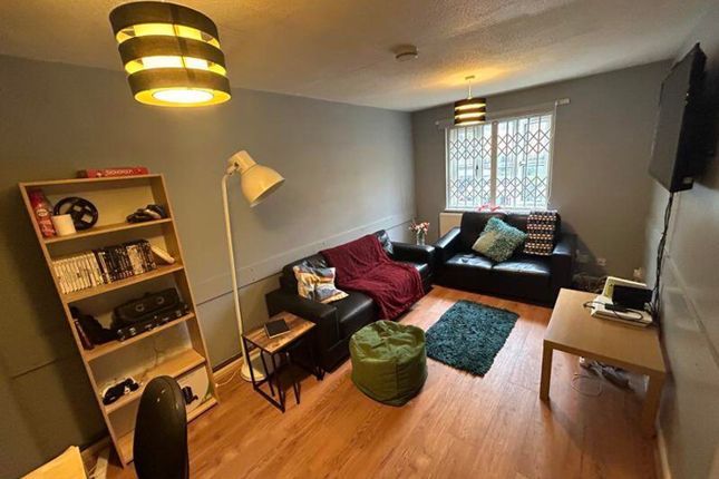 A Spacious And Inviting Large Modern Living Room, ...