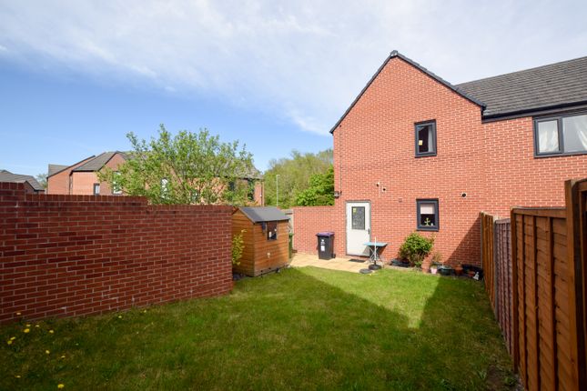 14, Parkland Avenue, Telford photo 2