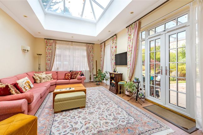 Detached house for sale in Broomfield Park, Ascot